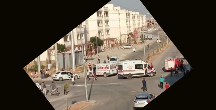 Üç aracın karıştığı kazada 1 kişi yaralandı